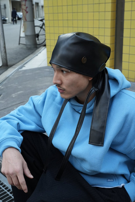 NAM HEAD APRON FAUX LEATHER