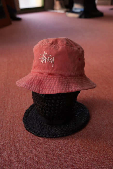 STUSSY bucket hat