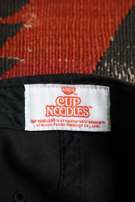 STAY HOT! cap by CUP NOODLES