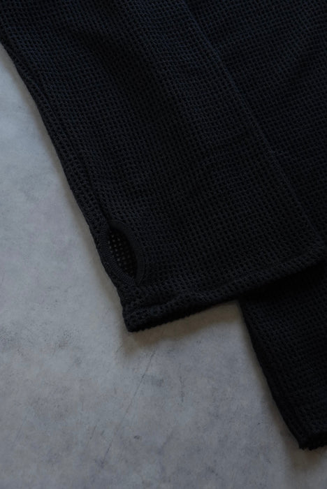 HAPPYEND mesh tee black