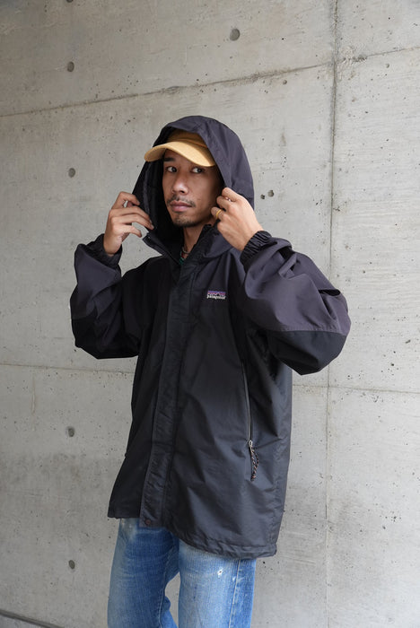 90s patagonia Essential Jacket