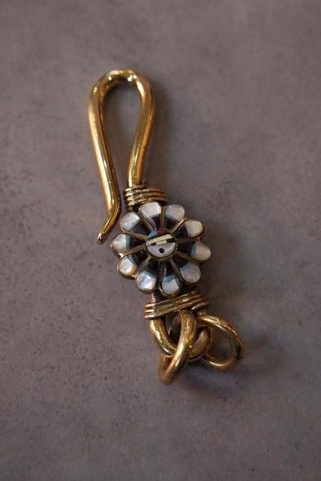 handmade brass key chain "flower"