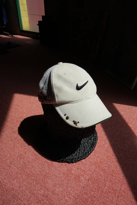 NIKE GOLF mesh cap “kira kira“
