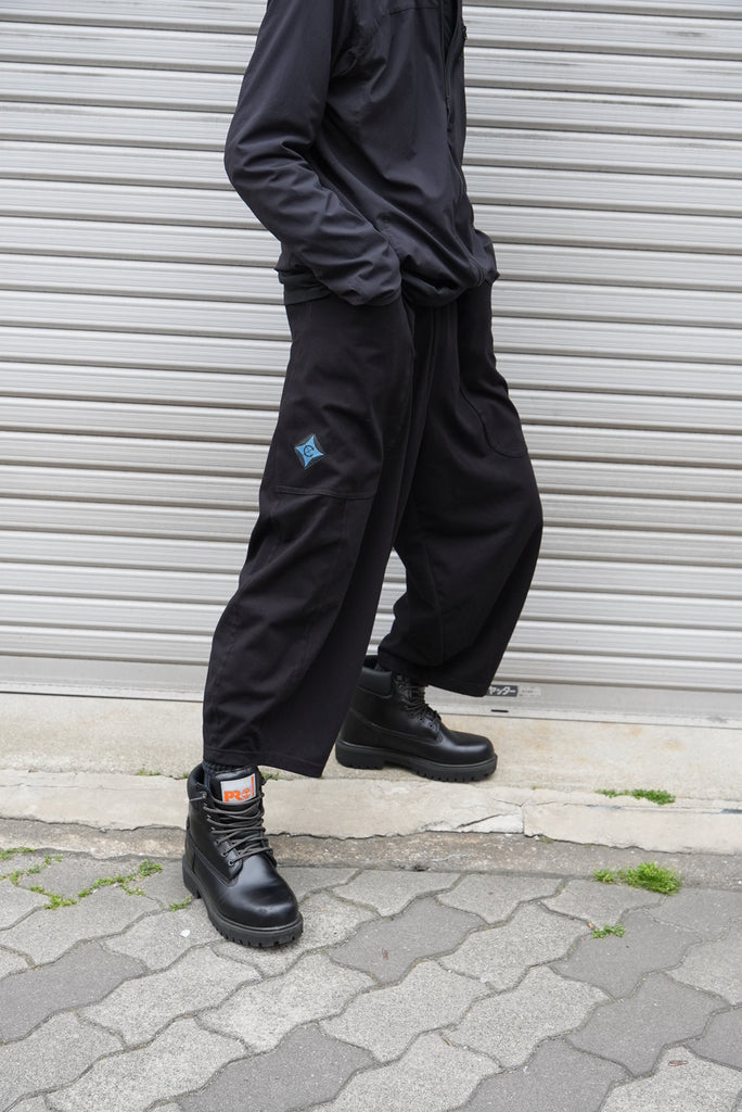 313642A4-4169-4875-BB69-