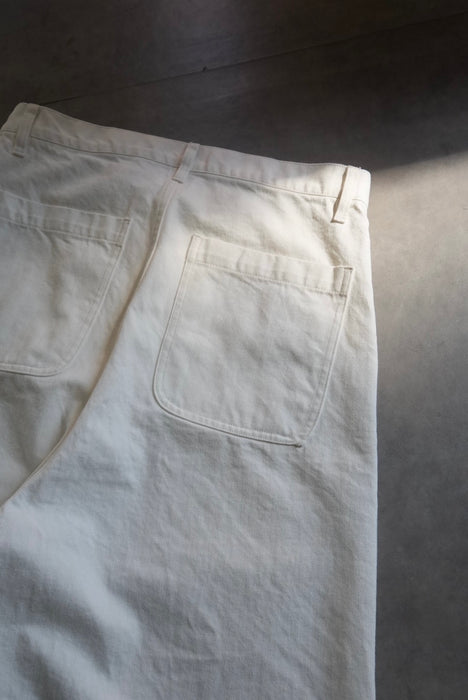 C.M.P.Y−3YR OFF WHITE 30inch