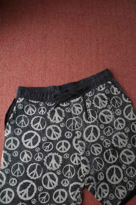 peace cutoff sweat