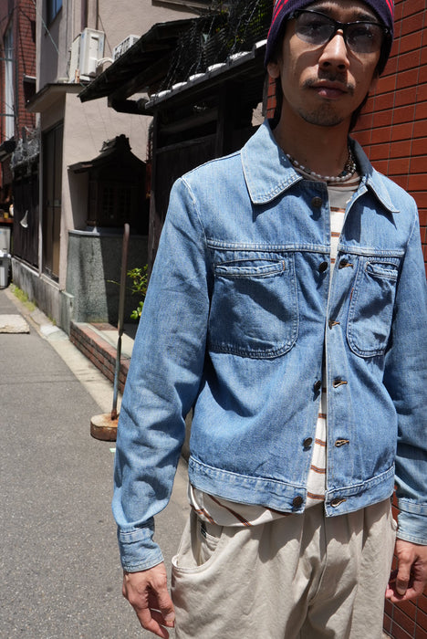 70s Levi's chambray shirt jacket