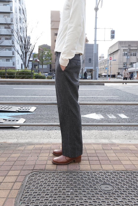 90s Burberrys’ tweed slacks