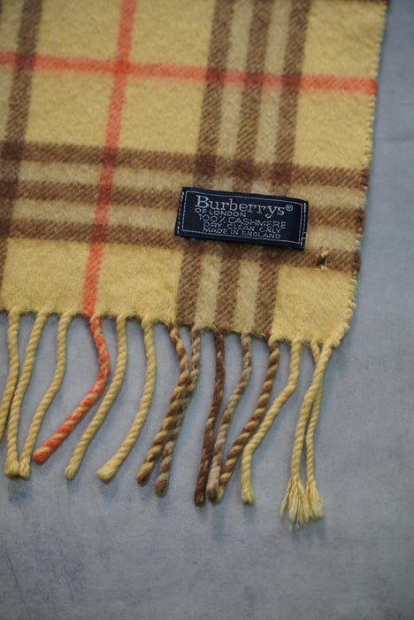 90s Burberrys cashmere muffler