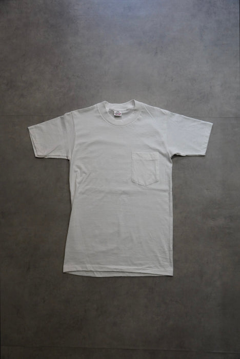 80s BELTON white tee