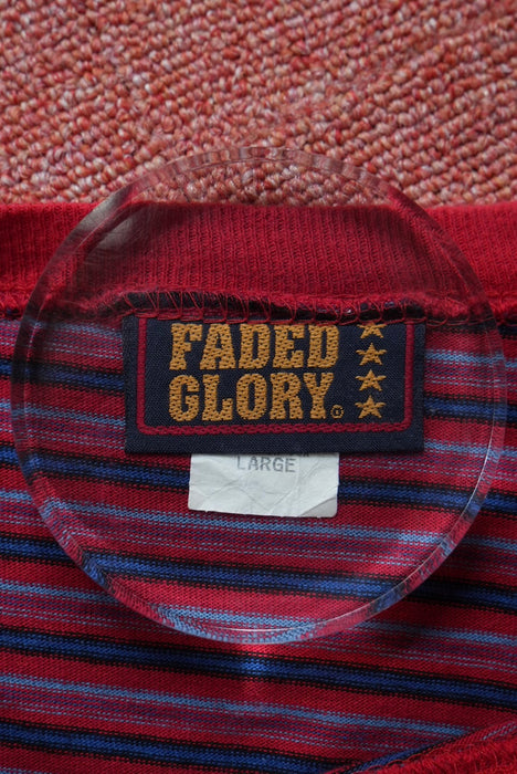 8.90s FADED GLORY border pocket tee