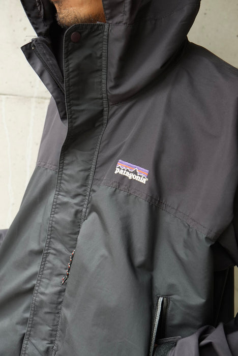 90s patagonia Essential Jacket