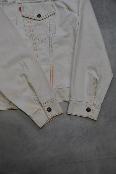 70s Levi’s white chambray