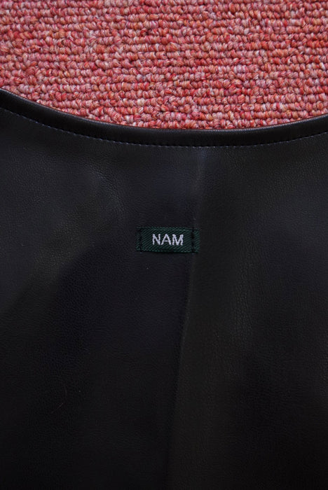 NAM HEAD APRON FAUX LEATHER