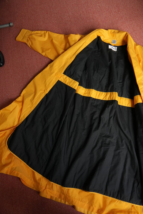 80s totes puff rain coat