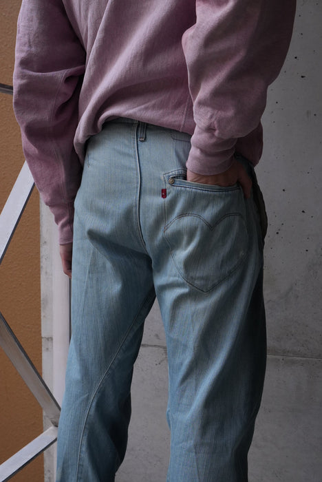 00s Levi's Red Day&Night drape denim