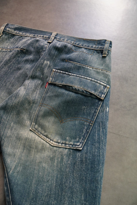 00s Levi's engineered bleached cropped denim