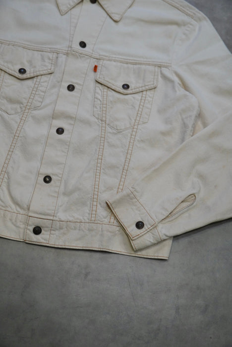 70s Levi’s white chambray