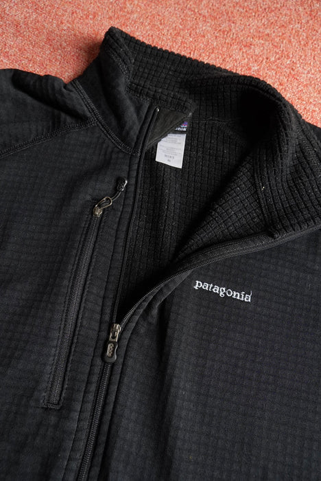 patagonia R1 Pullover