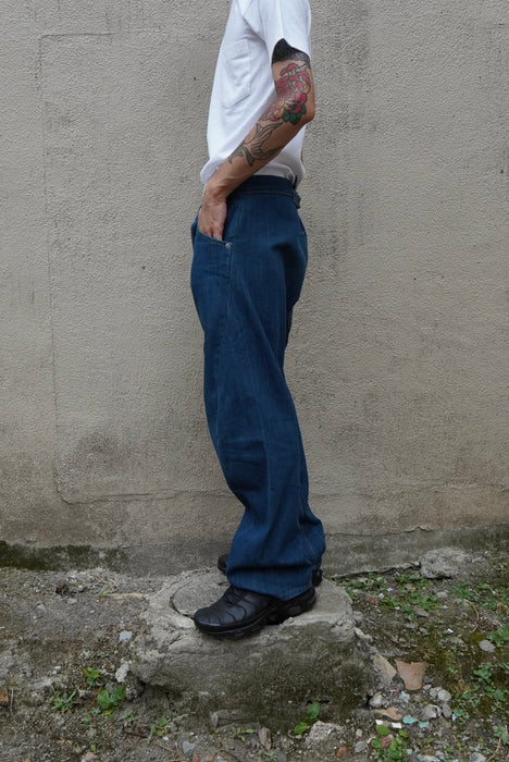 00s Levi's engineered drape denim