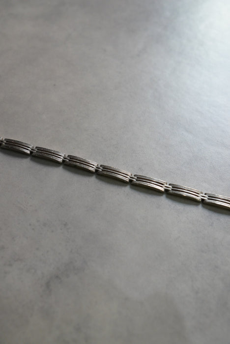 plate chain bracelet