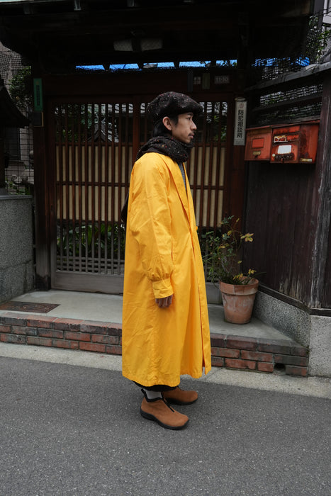 80s totes puff rain coat