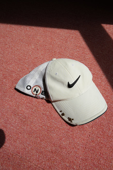 NIKE GOLF mesh cap “kira kira“