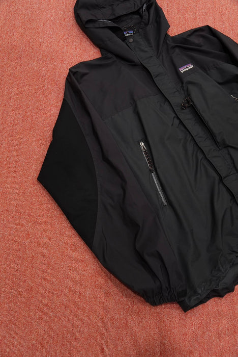 90s patagonia Essential Jacket