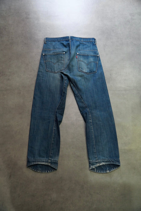 00s Levi's engineered denim