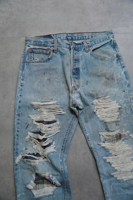 90s Levi's damage 501