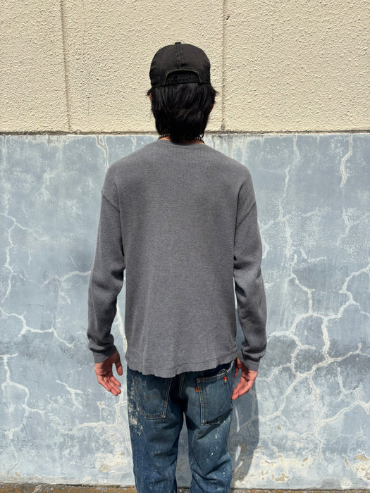 00s GAP henry tee
