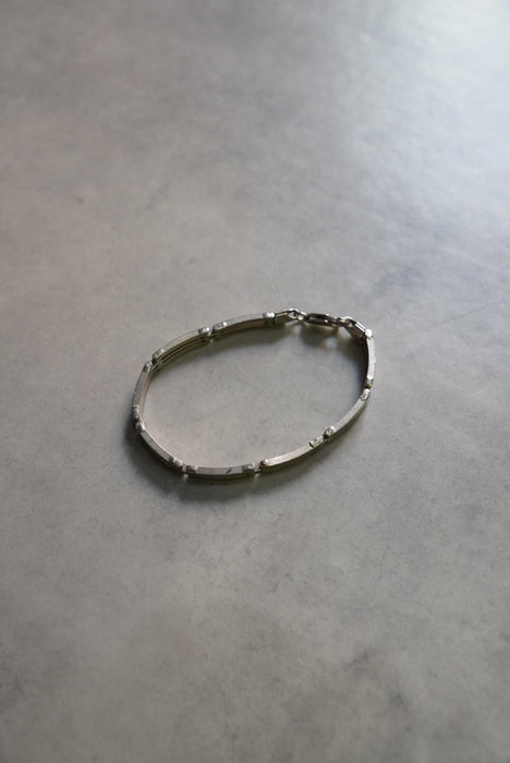 plate chain bracelet