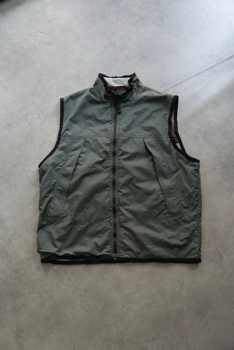 00s GAP nylon tech vest