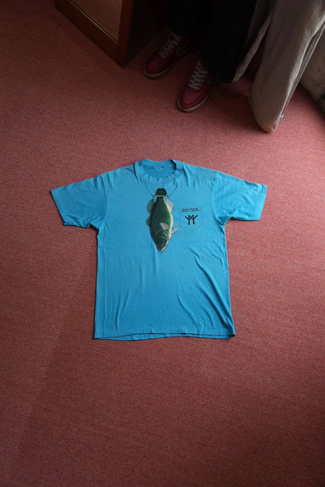 90s bass necktie tee