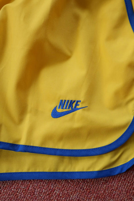 90s NIKE running shorts