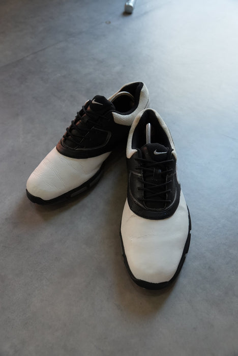 NIKE Heritage III Golf Shoes