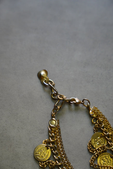 chain motif bracelet