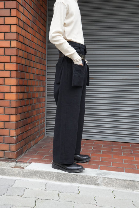 C.M.P.Y−16YR BLACK 30inch