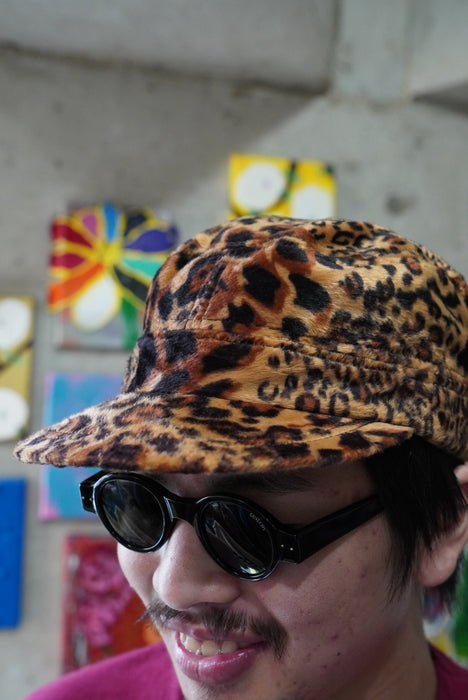 leopard velours cap