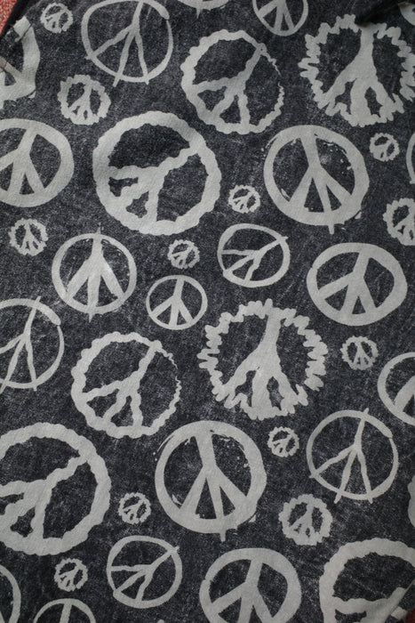 peace cutoff sweat