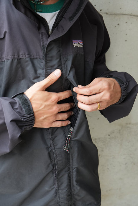 90s patagonia Essential Jacket