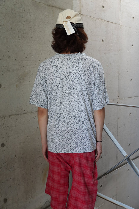 00s ARIMO giraffepattern pocket tee