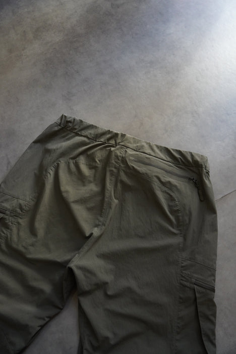 ARC'TERYX cropped trekking pants