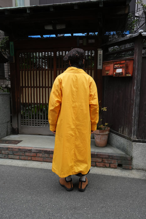 80s totes puff rain coat
