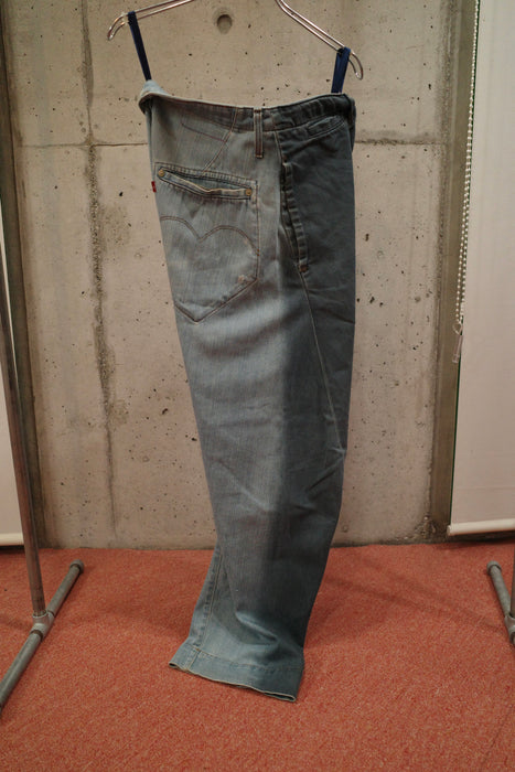 LEVI'S RED DAY-NIGHT