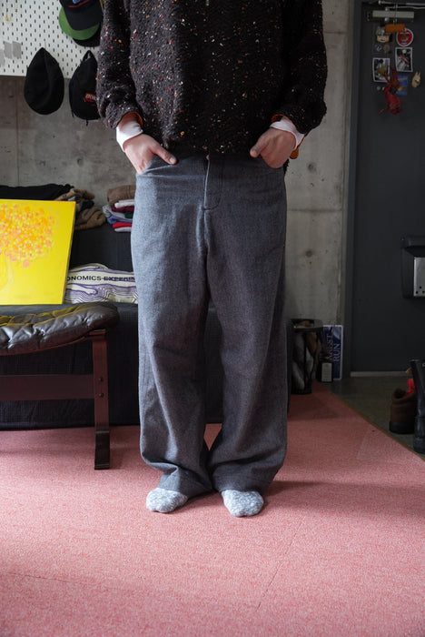 C.M.P.Y−14YR GREY 32inch